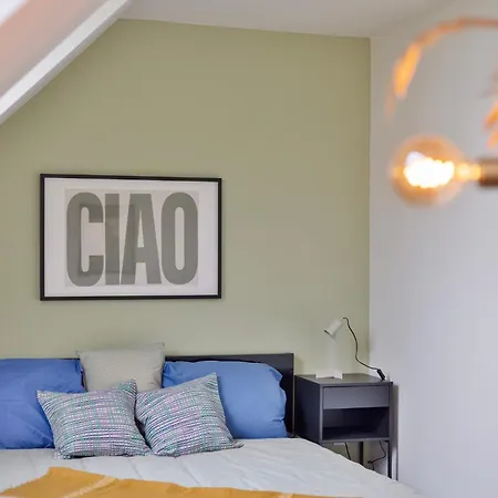 Ruim 2 Slaapkamer Met Parking Nabij Navo Apartment *